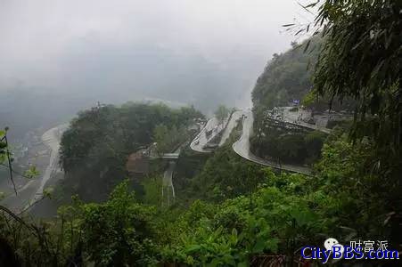 中国最美的10条公路 让归家的旅途不再寂寞