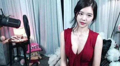 万名韩国女主播入华 有中国女主播粉丝狂掉痛哭
