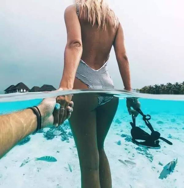 清洁工辞职周游世界美女相伴秀恩爱年入百万4.jpg