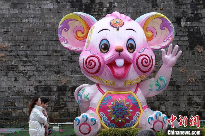 鼠年元素灯组3.jpg