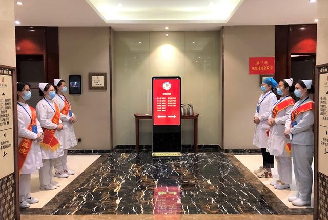 中国首次网上开地方两会投计票环节实时播出