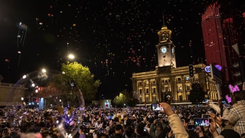 武汉街头.jpg