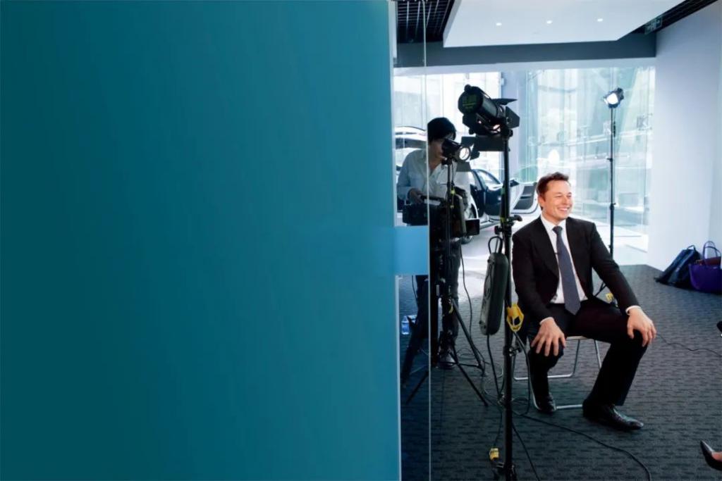 特斯拉CEO马斯克.jpg