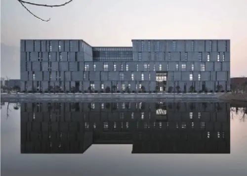 南京大学图书馆.jpg