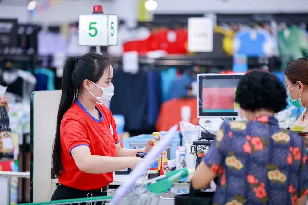 中国4座千万人口城市抗疫