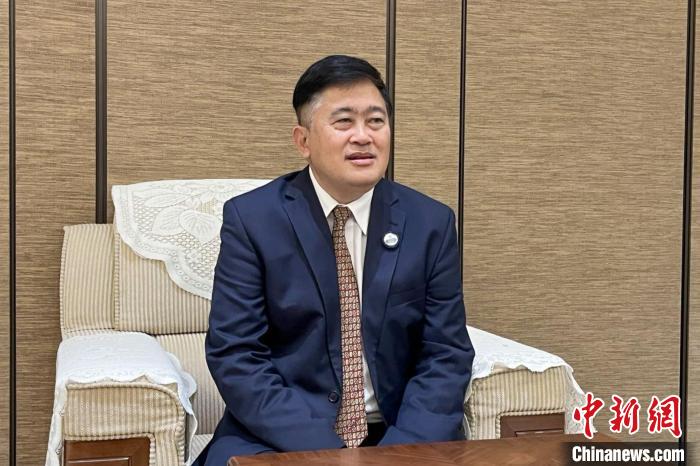 泰国驻华大使阿塔育·习萨目接受媒体专访