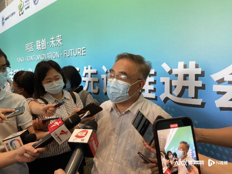 中国工程院院士张伯礼