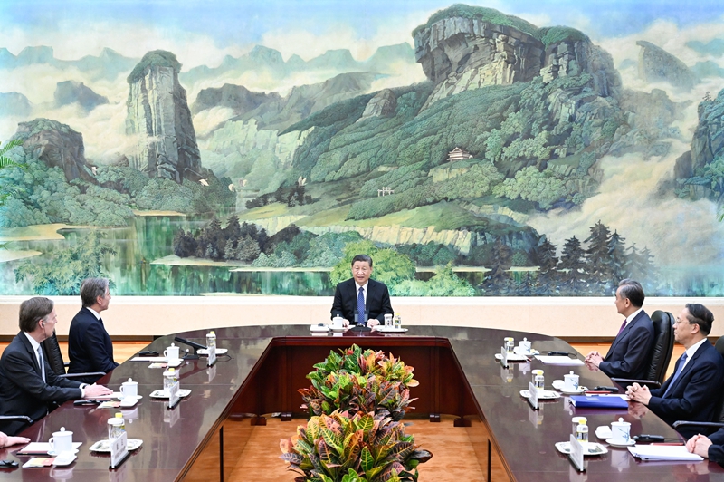 国家主席习近平在北京人民大会堂会见美国国务卿布林肯