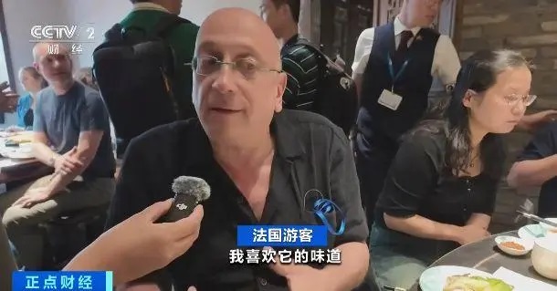 我认为中国的食物是全宇宙最可口的佳肴之一