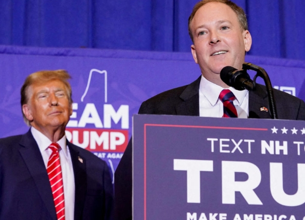 泽尔丁（Lee Zeldin）