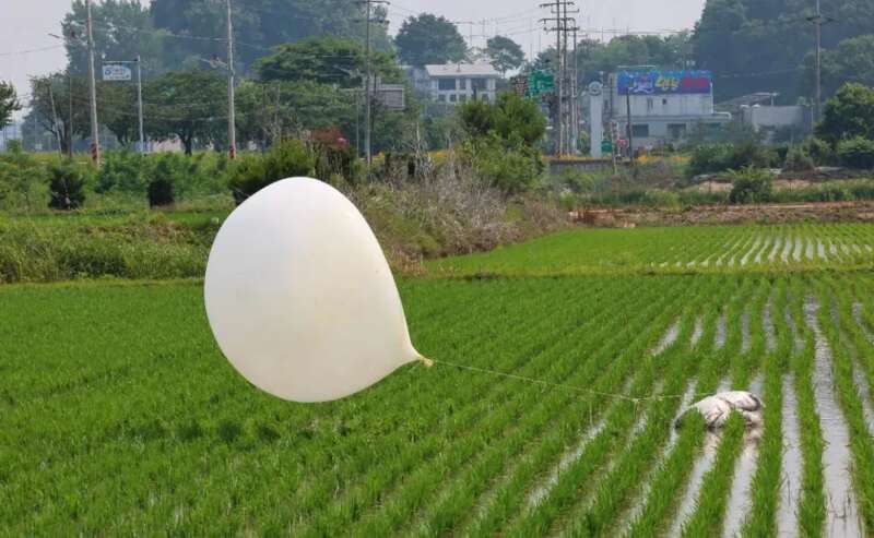 朝鲜称通过气球向韩国投放废纸7.5吨