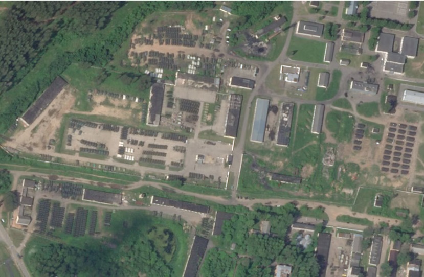 2025年6月14日，卢加基地的卫星图像显示活动增加