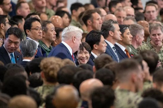 高市早苗欢迎特朗普
