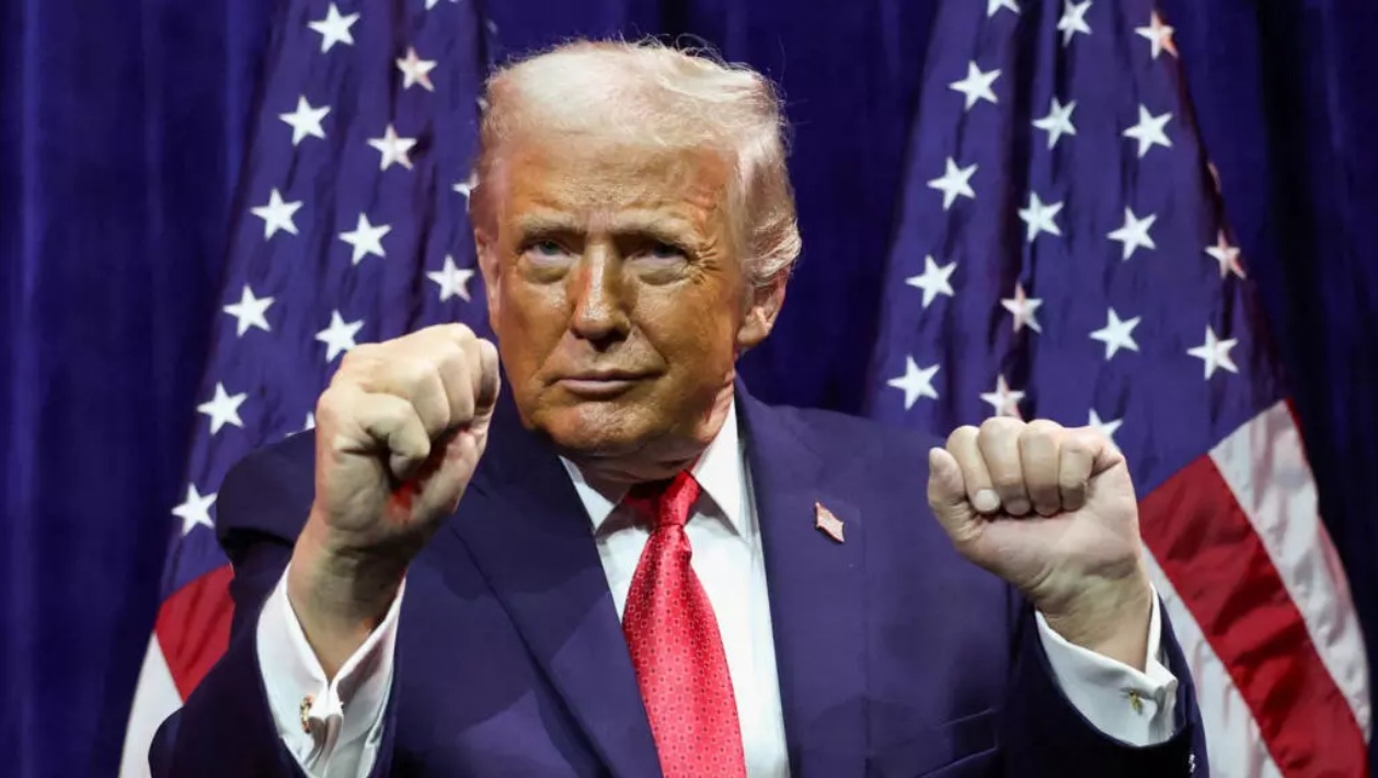 美国总统唐纳德·特朗普在华盛顿肯尼迪中心向众议院共和党人发表讲话